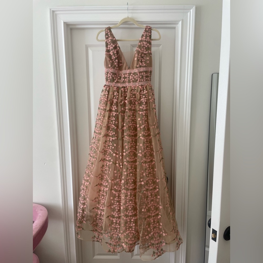 Elegant Floral Embroidered Maxi Dress